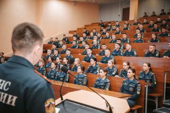 Выпускников ознакомили с мобильным приложением «Инспектор» Выпускников ознакомили с мобильным приложением «Инспектор»