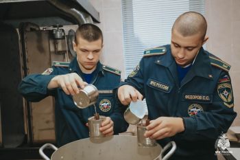 Продолжается работа молодежной организации института по оказанию помощи участникам СВО