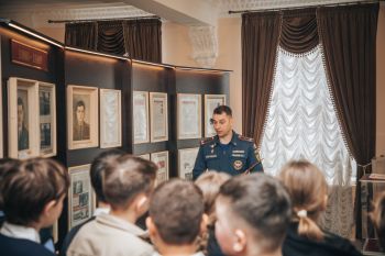 Школьникам рассказали о службе в системе МЧС России