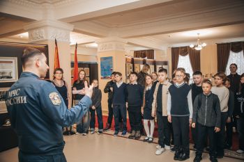 Школьникам рассказали о службе в системе МЧС России