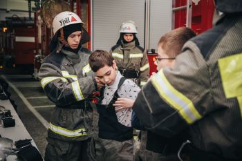 Школьникам рассказали о службе в системе МЧС России