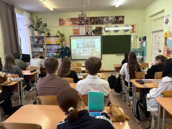 Личный состав института поздравил кадетов с праздником - Днем кадета и провел профориентационную встречу