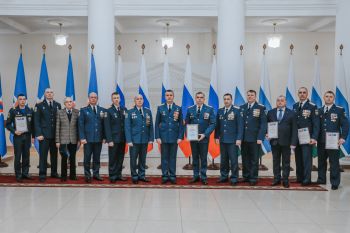 Торжественное построение в честь Дня защитника Отечества Торжественное построение в честь Дня защитника Отечества