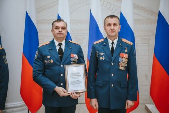 Торжественное построение в честь Дня защитника Отечества