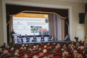 В Уральском институте ГПС МЧС России обсудили актуальные вопросы защиты населенных пунктов от ландшафтных пожаров