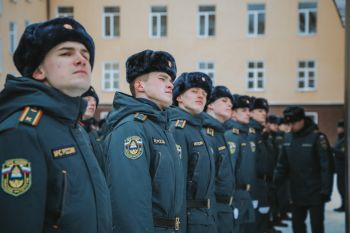 Личный состав института приступил к подготовке к Параду Победы