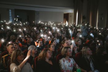 В Уральском институте ГПС МЧС России прошел праздничный концерт, посвященный Международному женскому дню