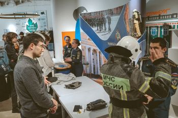 Уральский институт ГПС МЧС России представил свои программы на ярмарке «Выбор будущего. Твой университет ждёт!»