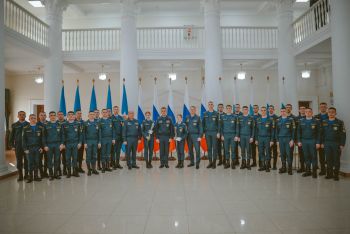 В Уральском институте ГПС МЧС России 28 курсантов получили золотые знаки ГТО в честь 95 летия комплекса