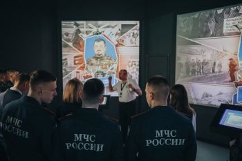 ️Личный состав института принял участие в открытии выставки «Знание.Герои»