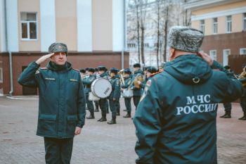 В Уральском институте ГПС МЧС России состоялось еженедельное построение