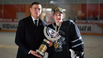 Дмитрий Осинцев: путь от первого шага на льду до вершин хоккейного мастерства Дмитрий Осинцев: путь от первого шага на льду до вершин хоккейного мастерства