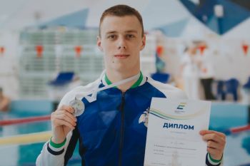 Успех на водной дорожке: курсант института — призёр городского чемпионата по плаванию