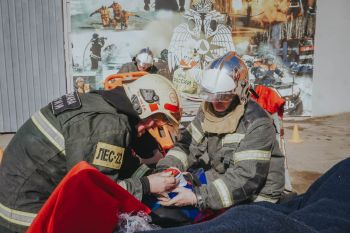 В Екатеринбурге определили лучшую команду по проведению аварийно спасательных работ при ДТП в 2026 году В Екатеринбурге определили лучшую команду по проведению аварийно спасательных работ при ДТП в 2026 году