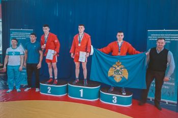 Курсанты и студенты Уральского института ГПС МЧС России — призёры Спартакиады по самбо