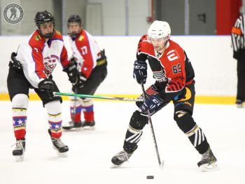 «Только „Мечта“ важнее победы»: как хоккейная команда «Огненный щит» взяла бронзу в Ночной хоккейной лиге