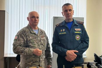 Укрепляя межведомственные связи: начальник Уральского института ГПС МЧС России Алексей Аникеев обсудил с директором филиала Центра «Воин» Сергеем Платуновым вопросы сетевого обучения и подготовки кадров