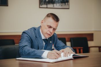 Директор Регионального центра патриотического воспитания Свердловской области, Герой Российской Федерации Сергей Воронин, встретился с курсантами: патриотическое воспитание на личном примере Директор Регионального центра патриотического воспитания Свердловской области, Герой Российской Федерации Сергей Воронин, встретился с курсантами: патриотическое воспитание на личном примере