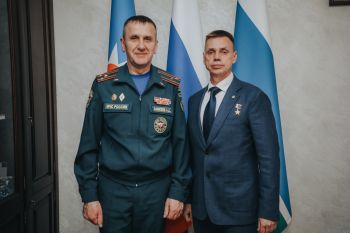 Директор Регионального центра патриотического воспитания Свердловской области, Герой Российской Федерации Сергей Воронин, встретился с курсантами: патриотическое воспитание на личном примере Директор Регионального центра патриотического воспитания Свердловской области, Герой Российской Федерации Сергей Воронин, встретился с курсантами: патриотическое воспитание на личном примере