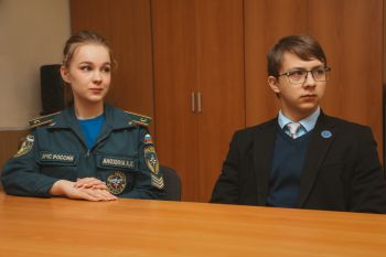 В Уральском институте ГПС МЧС России обсудили взаимодействие с Молодёжным парламентом Свердловской области В Уральском институте ГПС МЧС России обсудили взаимодействие с Молодёжным парламентом Свердловской области