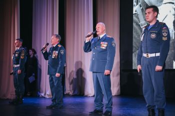 Творческое продолжение праздника: концерт объединил коллектив и гостей Уральского института ГПС МЧС России