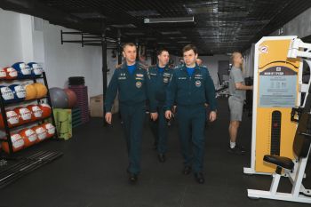 Руководство МЧС России посетило Уральский институт ГПС МЧС России в честь 97‑летия учебного заведения