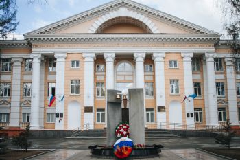 Памятные мероприятия в институте: дань уважения сотрудникам МЧС России, погибшим при исполнении служебного долга