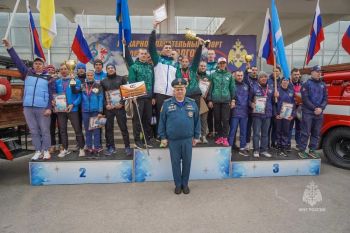Команда института завоевала «Кубок Победы» по пожарно-спасательному спорту