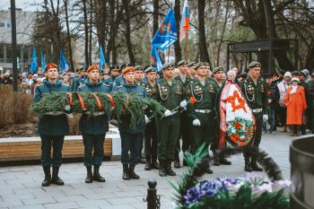 В Екатеринбурге личный состав нашего института принял участие в памятном мероприятии, посвященном 40-летию со дня катастрофы на Чернобыльской АЭС