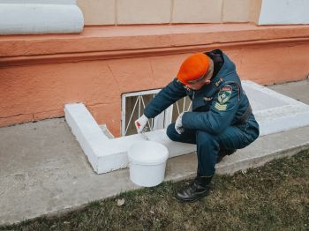 Курсанты нашего института внесли вклад в благоустройство Екатеринбурга: субботник в дендропарке и на территории института