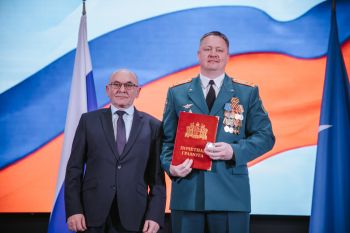 Торжественный концерт ко Дню пожарной охраны прошел в Уральском институте ГПС МЧС России