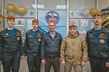Радиолюбители Санкт-Петербургского университета ГПС МЧС России  посетили наше учебное заведение