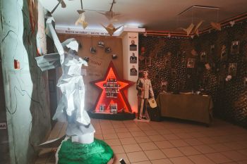 Память, живущая в сердцах: курсанты Уральского института создали памятную экспозицию ко Дню Победы