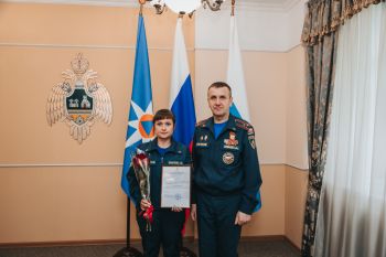 В институте состоялось еженедельное построение с подведением итогов и награждением отличившихся В институте состоялось еженедельное построение с подведением итогов и награждением отличившихся