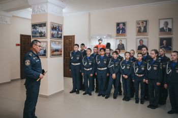 Кадеты посетили институт
