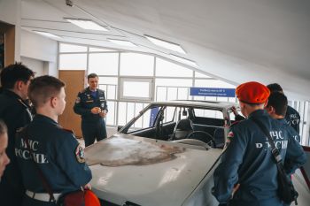 Кадеты посетили институт Кадеты посетили институт