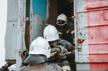 В Седельниково прошли практические занятия по спасению на ж/д транспорте и боевому развертыванию