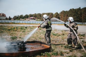 В Седельниково прошли практические занятия по спасению на ж/д транспорте и боевому развертыванию