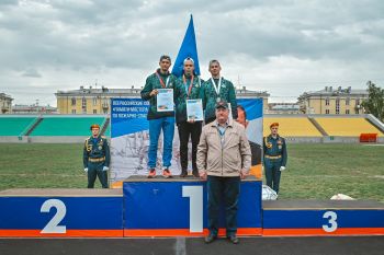 ПЕРВЫЕ СРЕДИ СИЛЬНЕЙШИХ ПЕРВЫЕ СРЕДИ СИЛЬНЕЙШИХ