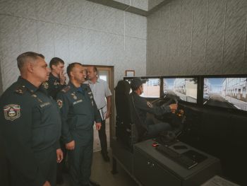 Представители института посетили ФАУ ДПО «Учебный центр ФПС по Челябинской области» Представители института посетили ФАУ ДПО «Учебный центр ФПС по Челябинской области»
