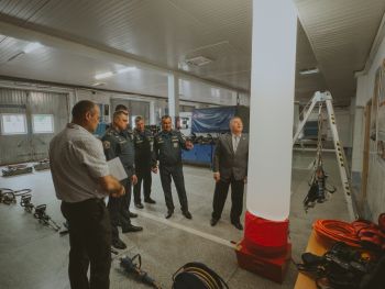 Представители института посетили ФАУ ДПО «Учебный центр ФПС по Челябинской области» Представители института посетили ФАУ ДПО «Учебный центр ФПС по Челябинской области»