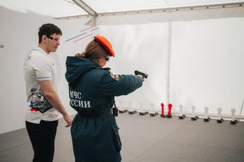 Курсанты на полигоне «Свердловский» приняли участие в приемах первой помощи