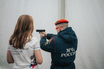 Курсанты на полигоне «Свердловский» приняли участие в приемах первой помощи