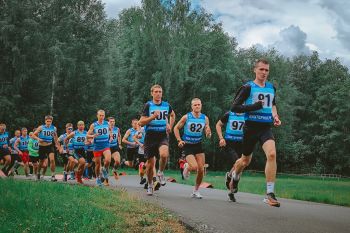 Победа в соревнованиях по легкоатлетическому кроссу