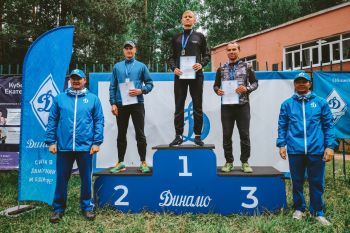 Победа в соревнованиях по легкоатлетическому кроссу