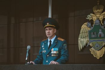 Торжественное построение в Уральском институте ГПС МЧС России ко Дню России