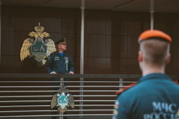 В Уральском институте ГПС МЧС России прошло еженедельное построение В Уральском институте ГПС МЧС России прошло еженедельное построение