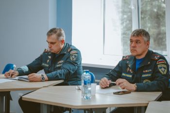 В Уральском институте ГПС МЧС России проходит защита выпускных квалификационных работ В Уральском институте ГПС МЧС России проходит защита выпускных квалификационных работ