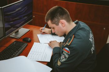 Выпускники Уральского института ГПС МЧС России успешно сдали демонстрационный экзамен Выпускники Уральского института ГПС МЧС России успешно сдали демонстрационный экзамен
