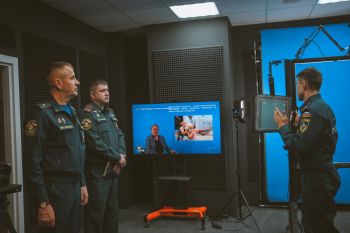 Начальник Уральского института ГПС МЧС России посетил Академию ГПС МЧС России в Москве